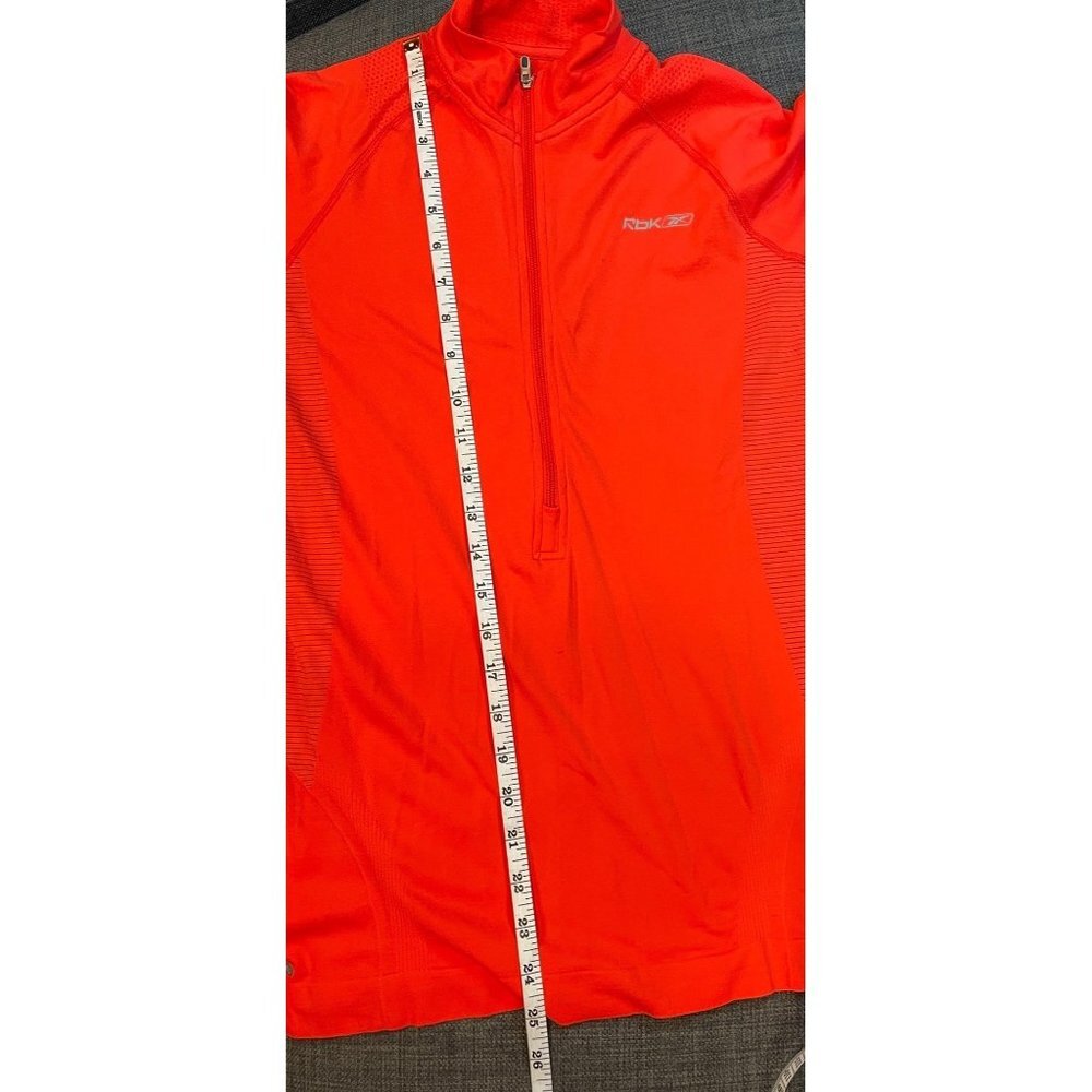 Reebok Red Half Zip Pullover Athletic Top Sz M - Picture 9 of 10